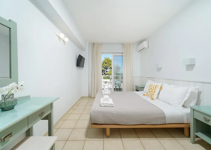 Hotel Elektra Comfort By Del Mare 4*